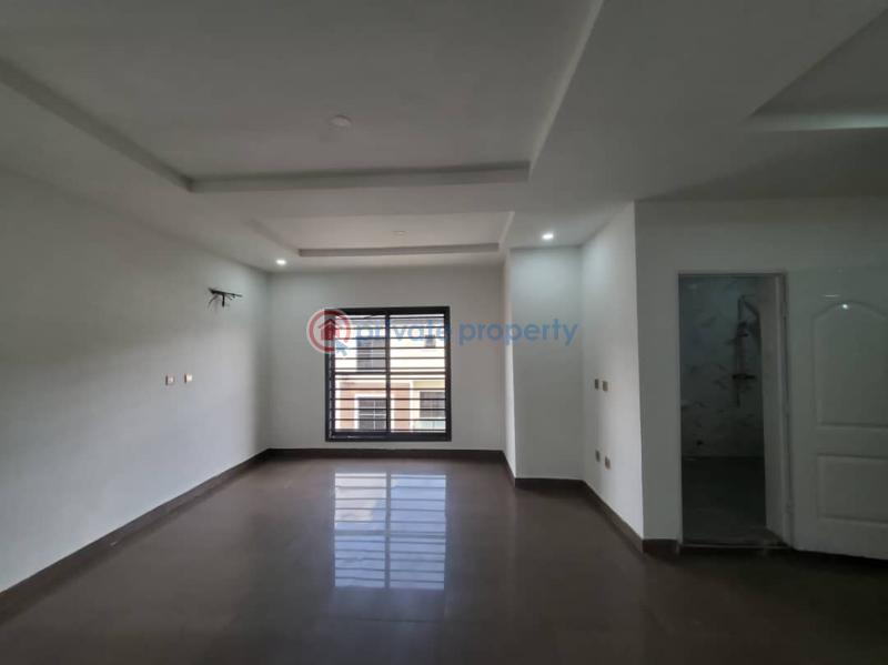 3 bedroom Block Of Flats For Rent Off Stadium Surulere Lagos - 11