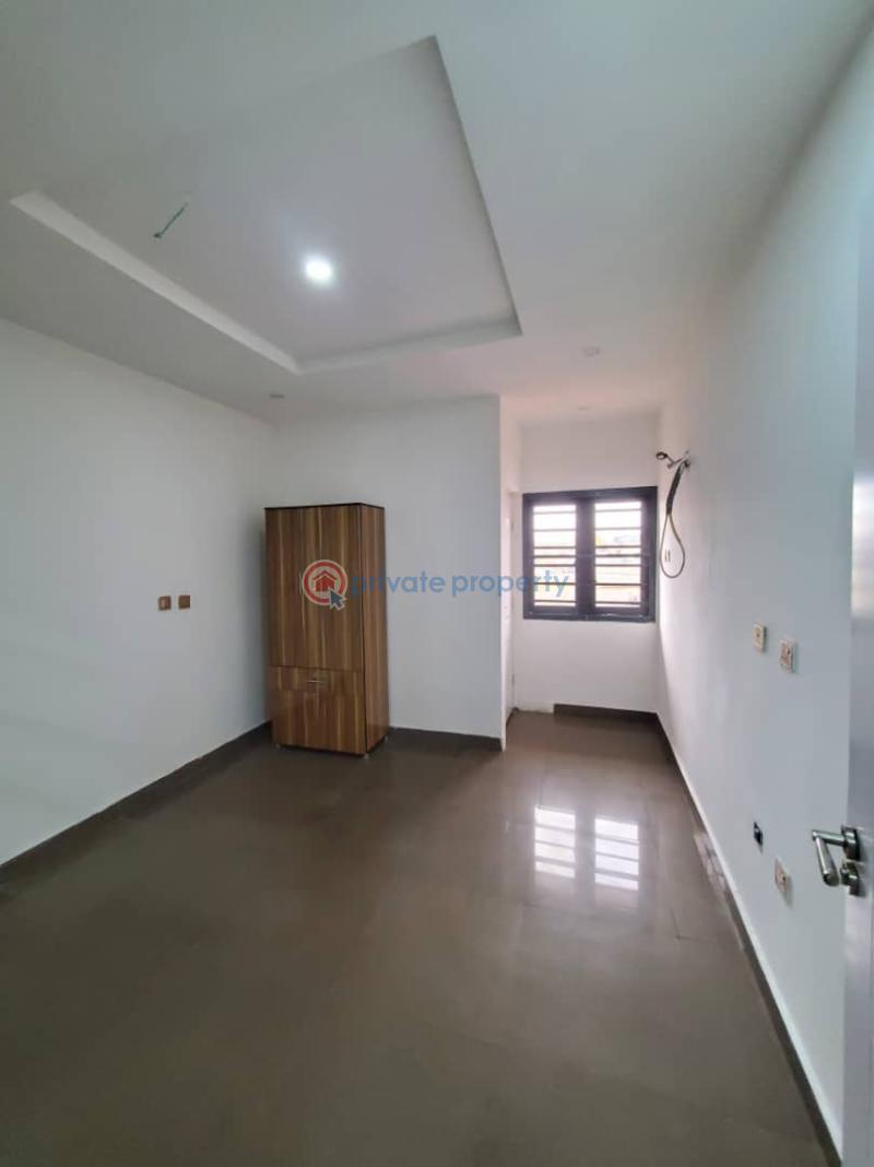3 bedroom Block Of Flats For Rent Off Stadium Surulere Lagos - 17