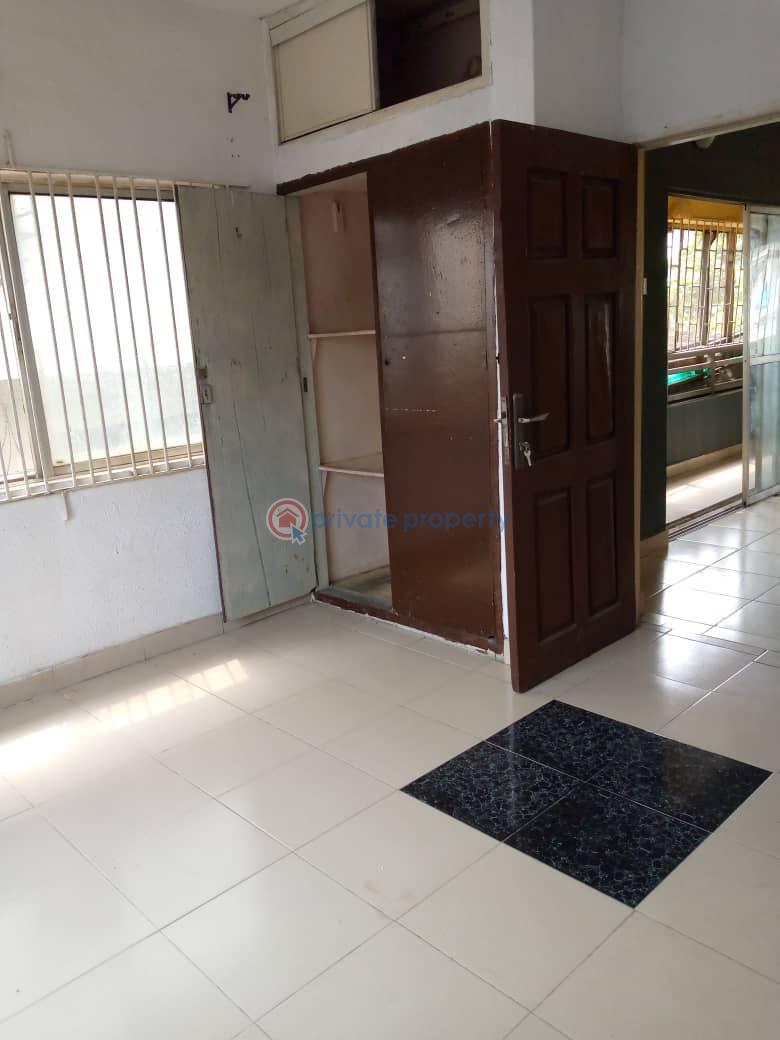 3 bedroom Flat & Apartment For Rent Oyadiron Axis Sabo Yaba Lagos - 7