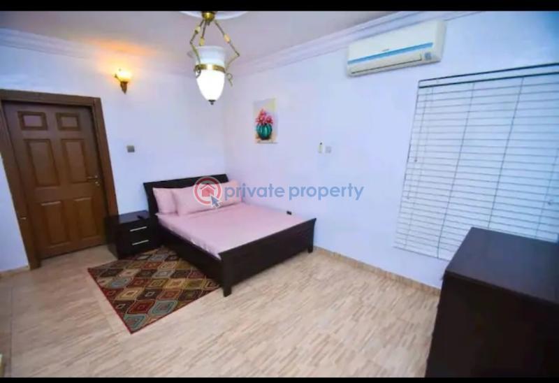 9 bedroom House Short let Off Ikeja Medical Center, Allen Avenue Ikeja Lagos - 4