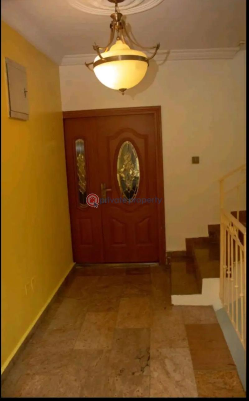 9 bedroom House Short let Off Ikeja Medical Center, Allen Avenue Ikeja Lagos - 2
