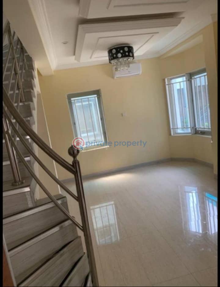 4 bedroom Block Of Flats For Rent Lekki Lagos Along Lekki Expressway Lagos - 6