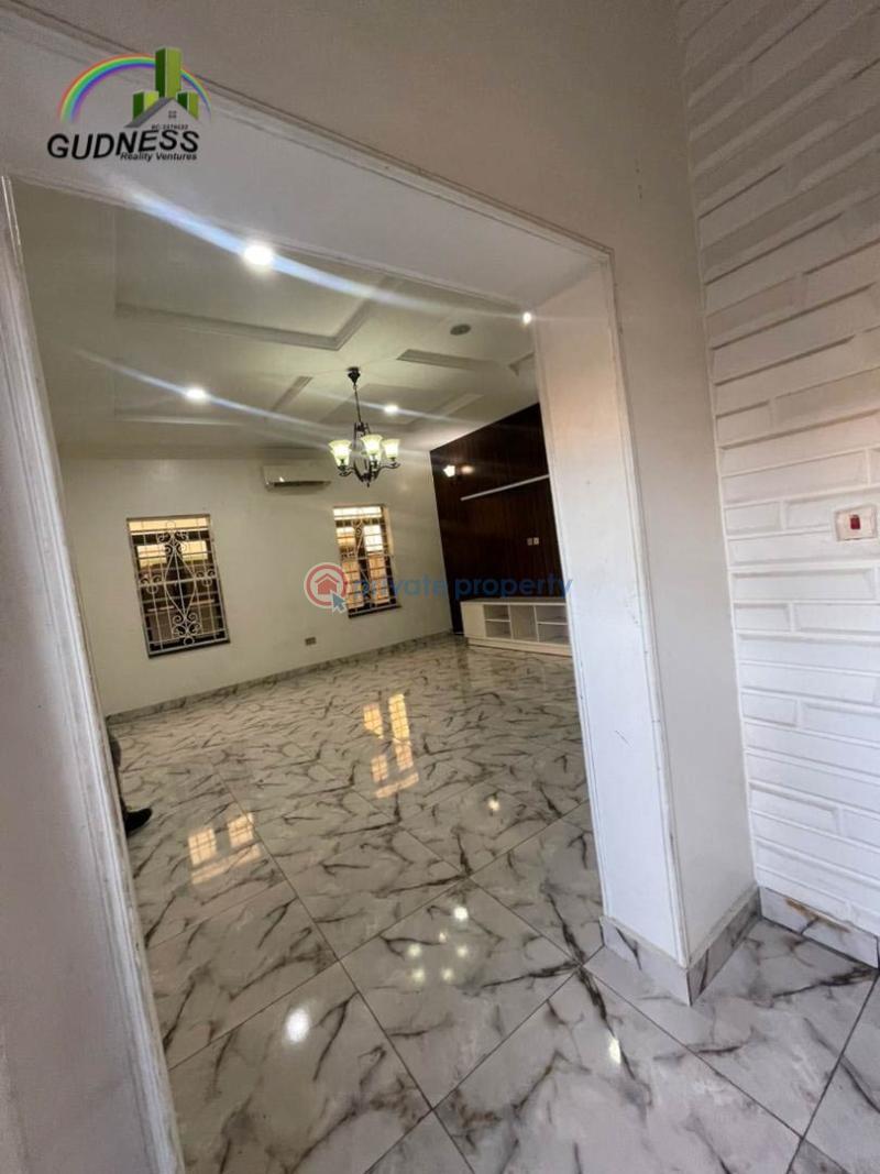 4 bedroom Detached Duplex For Rent Ikota Lekki Lagos - 18