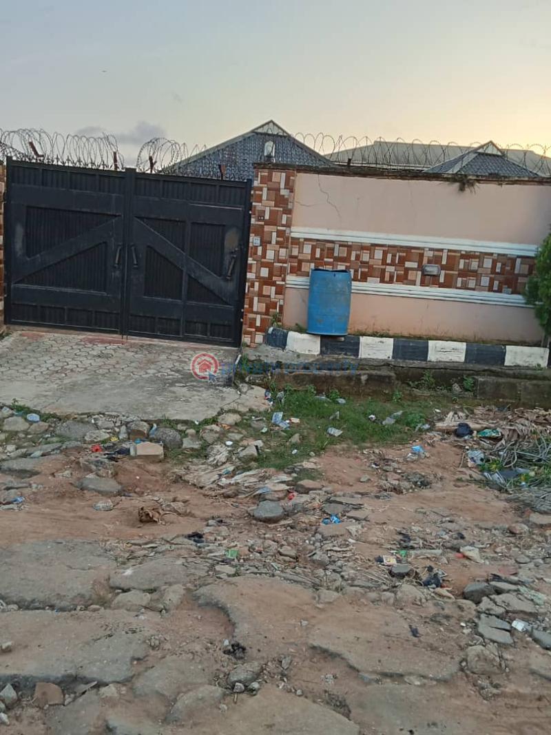 4 bedroom Detached Bungalow For Sale Lasun Igando Alimosho Lagos - 3