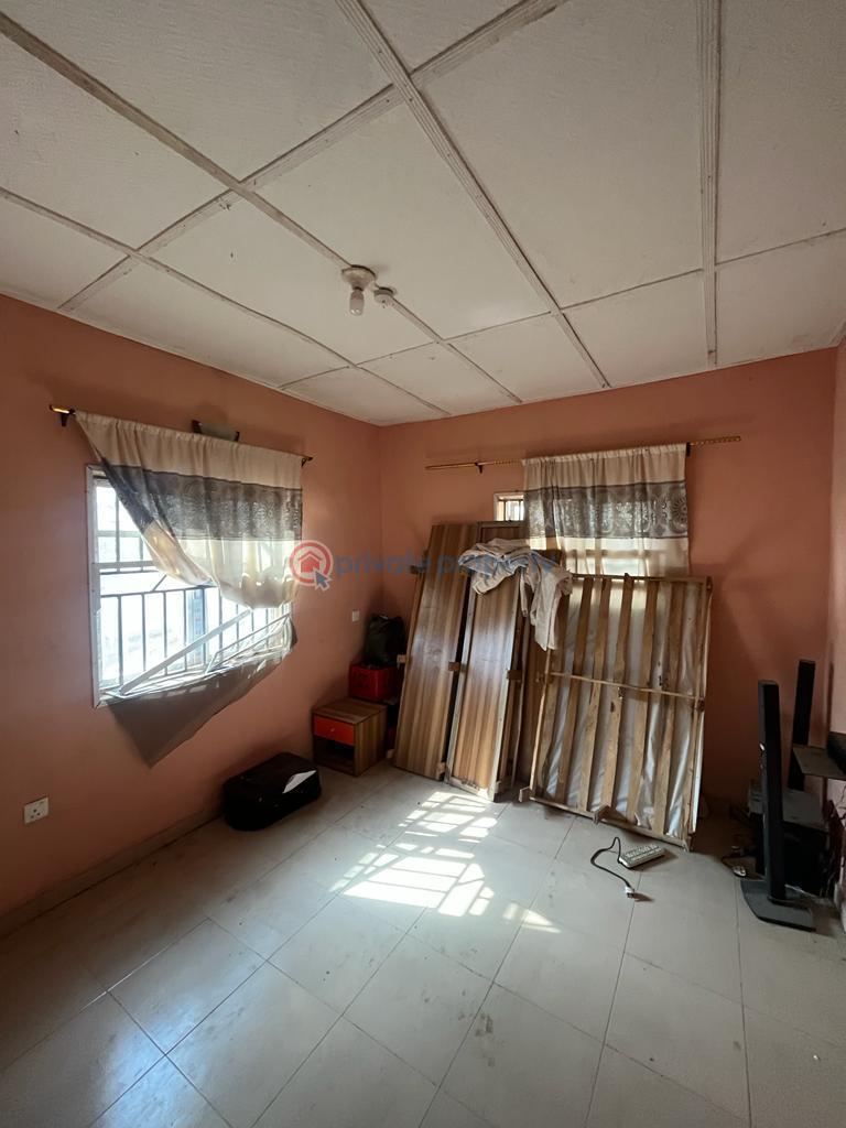 For sale 4 bedroom House Glory Land Estate Akobo Ibadan Oyo (PID