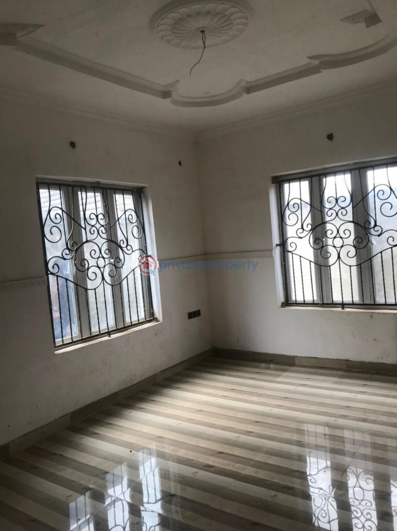 4 bedroom House For Sale At Elebu Area Oluyole Extension Oluyole Estate Ibadan Oyo - 4