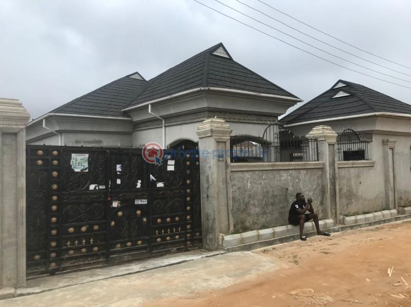 For sale 4 bedroom House At Elebu Area Oluyole Extension Oluyole