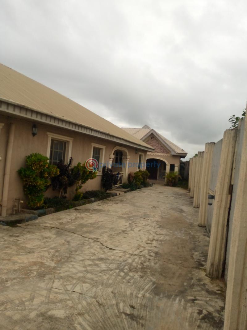 4 bedroom House For Sale Back Of Federal Housing Estate Igbogbo Ikorodu Lagos - 7