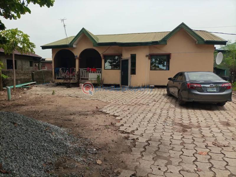 4 bedroom Land For Sale Irra, Lateef Onigemo Ifako-Gbagada Lagos - 0