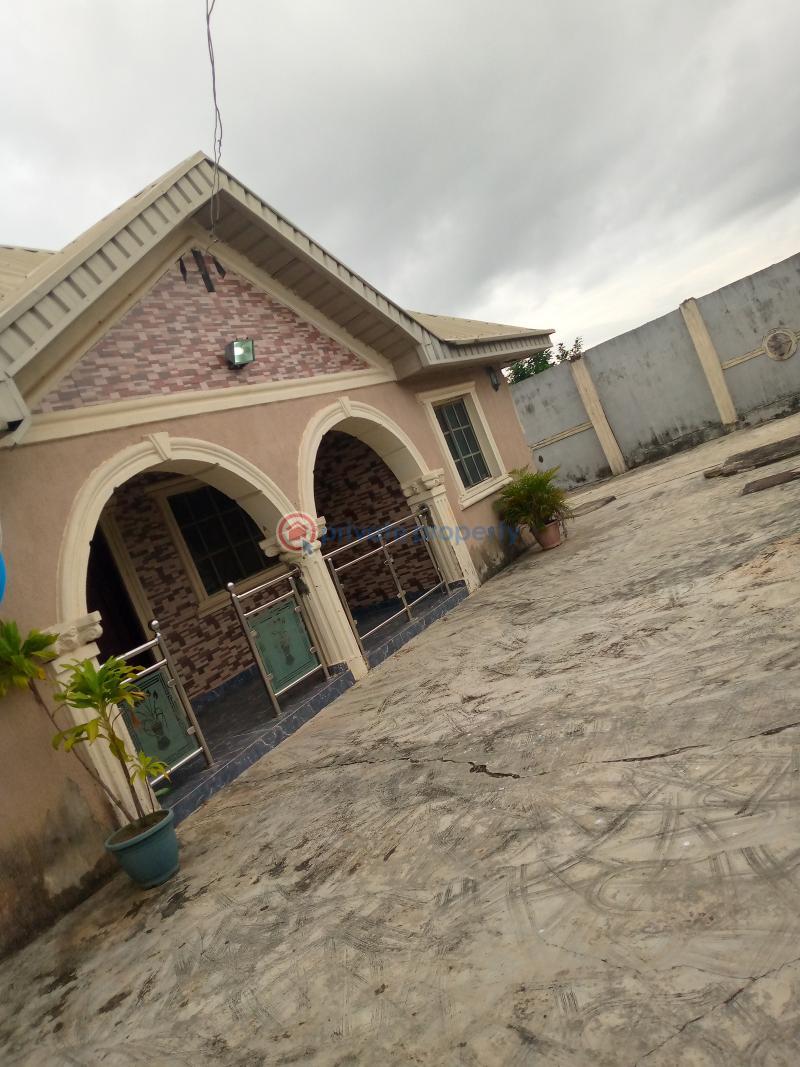 4 bedroom House For Sale Back Of Federal Housing Estate Igbogbo Ikorodu Lagos - 8