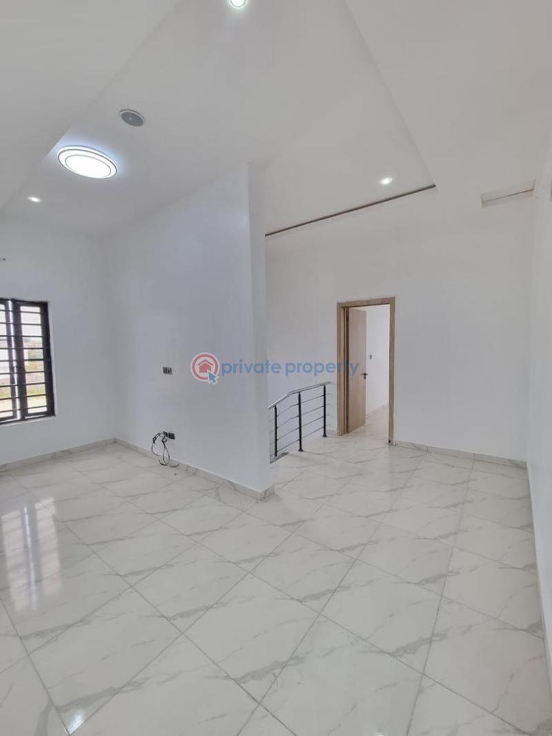 4 bedroom Detached Duplex For Rent Along Lekki Expressway Lagos - 5