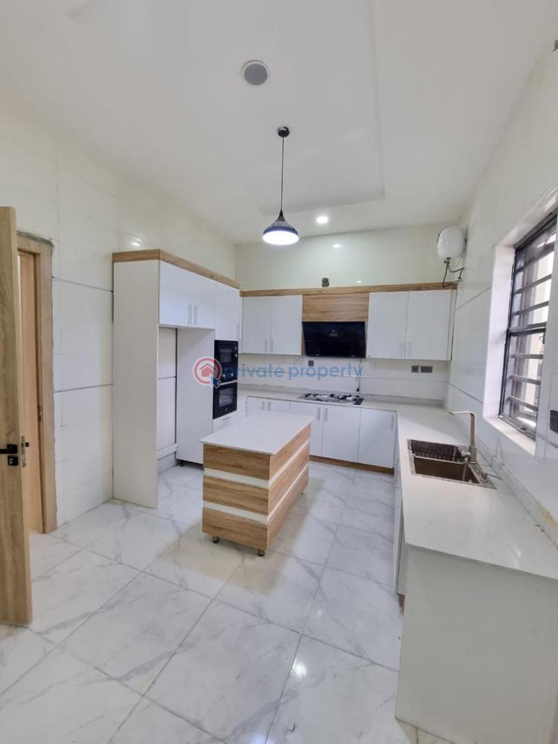 4 bedroom Detached Duplex For Rent Along Lekki Expressway Lagos - 4