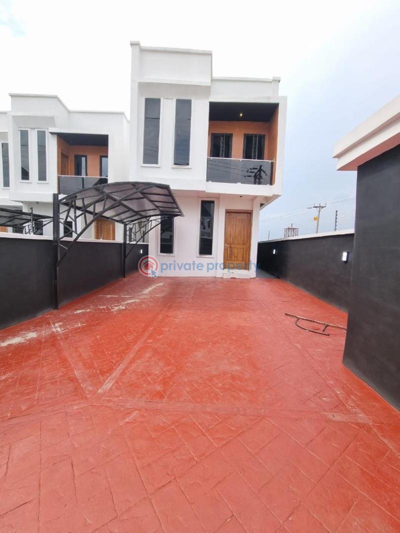 4 bedroom Detached Duplex For Rent Along Lekki Expressway Lagos - 0