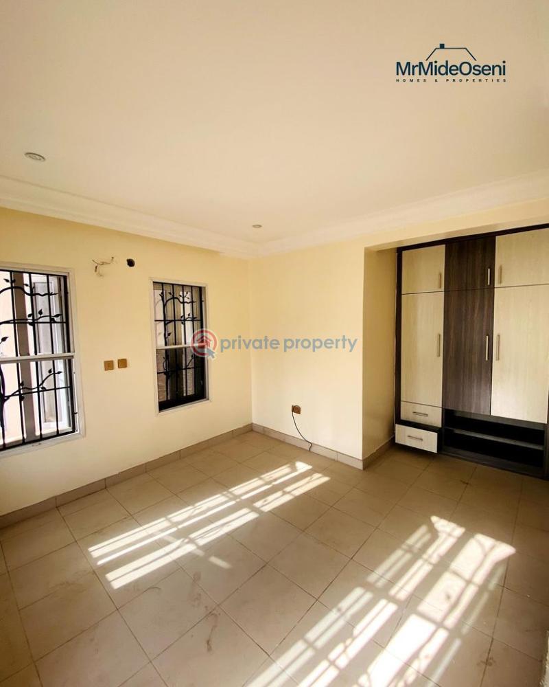 4 bedroom Detached Duplex For Sale Carlton Gate Estate Akobo Ibadan Oyo - 6