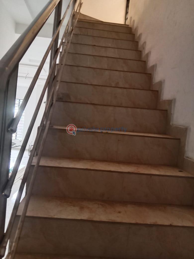 4 bedroom Detached Duplex For Sale College Road Ogba GRA Lagos - 11