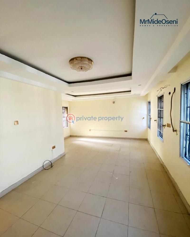 4 bedroom Detached Duplex For Sale Carlton Gate Estate Akobo Ibadan Oyo - 8