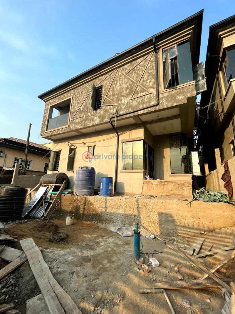 4 bedroom Detached Duplex For Sale Gbagada Lagos - 2