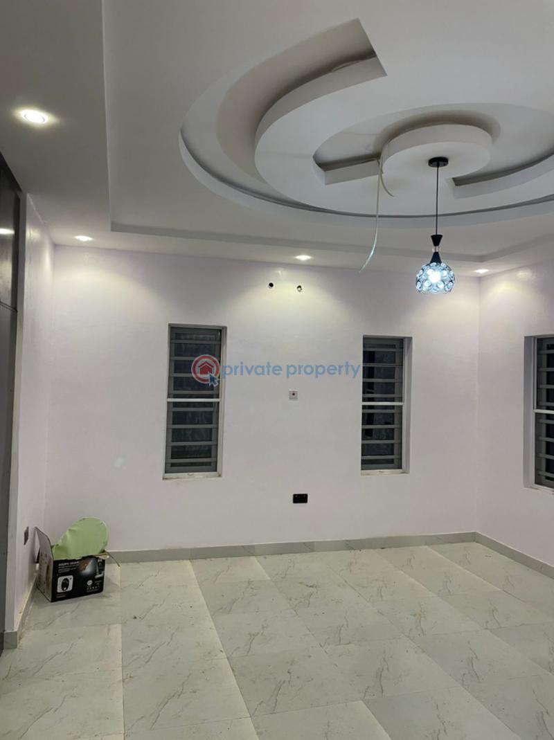 House For Sale At Ring Road Ibadan. Ibadan Oyo - 1
