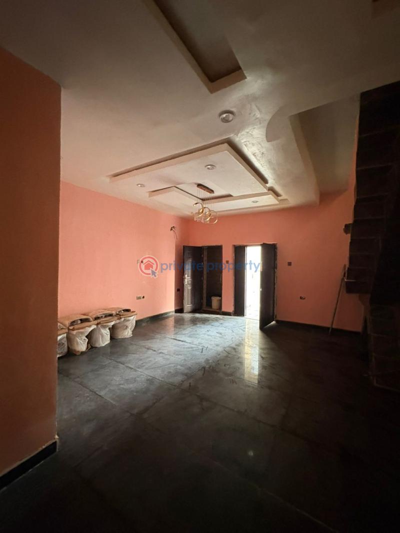 4 bedroom House For Sale Ps Court , Adenuga, Old Bodija Bodija Ibadan Oyo - 2