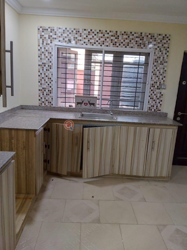 4 bedroom House For Rent Ikolaba Ibadan Oyo - 3