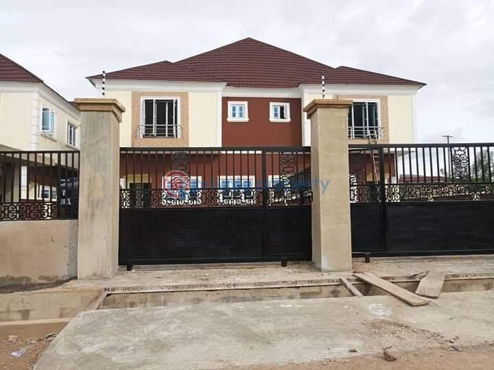 House For Rent Ikolaba Agodi Area, Agodi Ibadan Oyo - 4