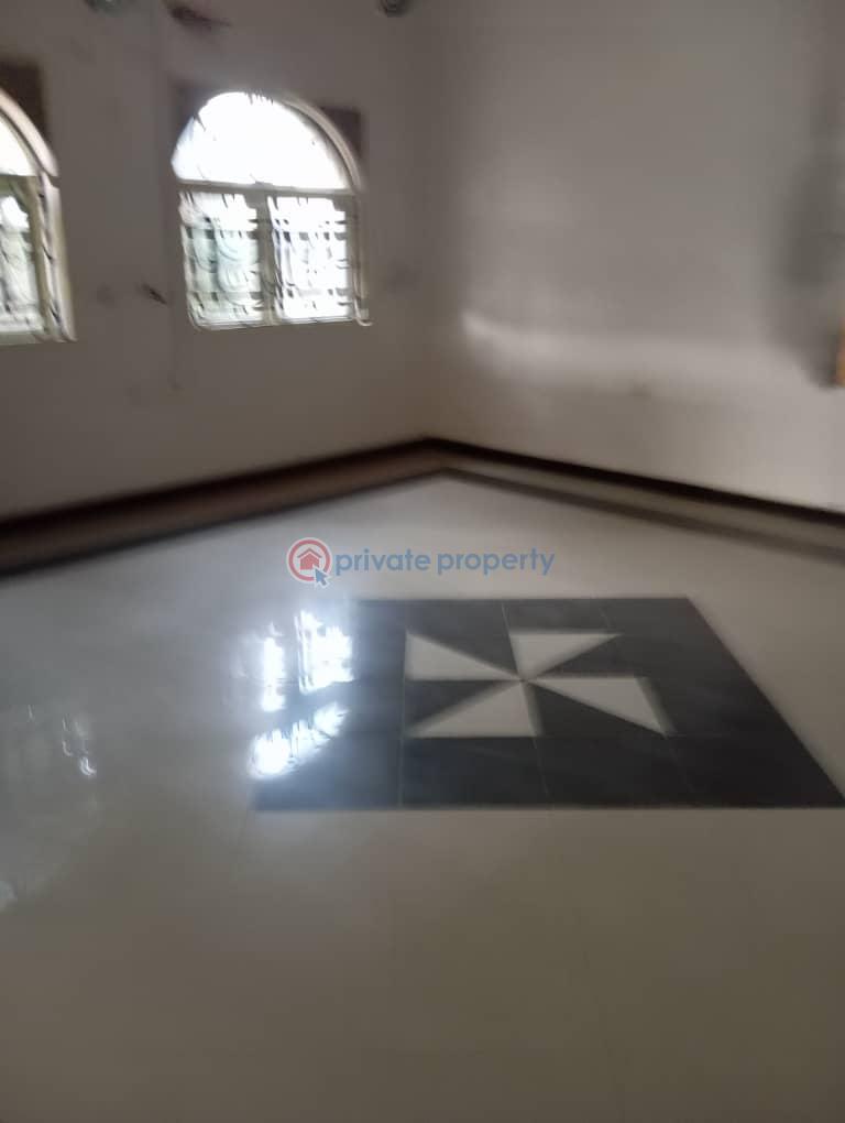 4 bedroom House For Rent Alalubosa Ibadan Oyo - 1