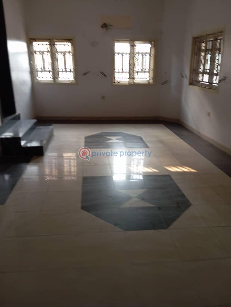 4 bedroom House For Rent Alalubosa Ibadan Oyo - 2