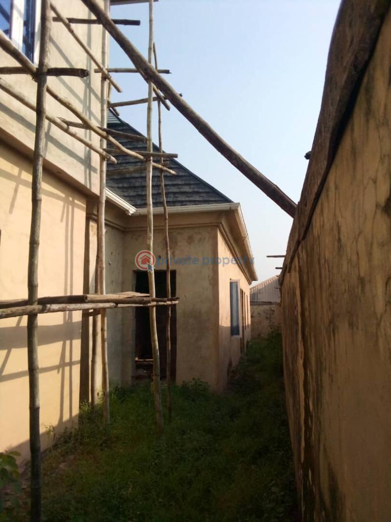 4 bedroom Detached Duplex For Sale Igbo Oluwo Site Jumofak Ikorodu Lagos - 1