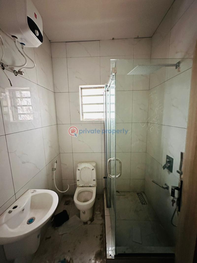 4 bedroom Detached Duplex For Sale Engr Lere Adigun Gra Basorun Ibadan Oyo - 9