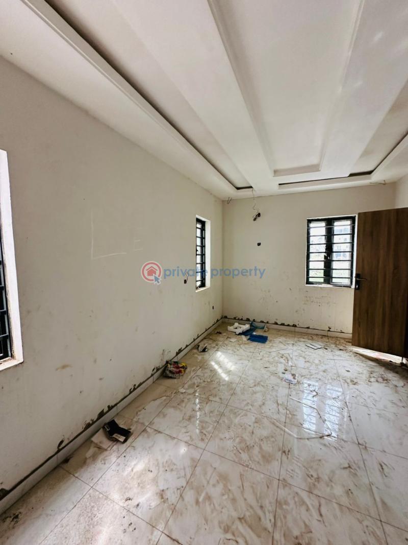 4 bedroom Detached Duplex For Sale Engr Lere Adigun Gra Basorun Ibadan Oyo - 2