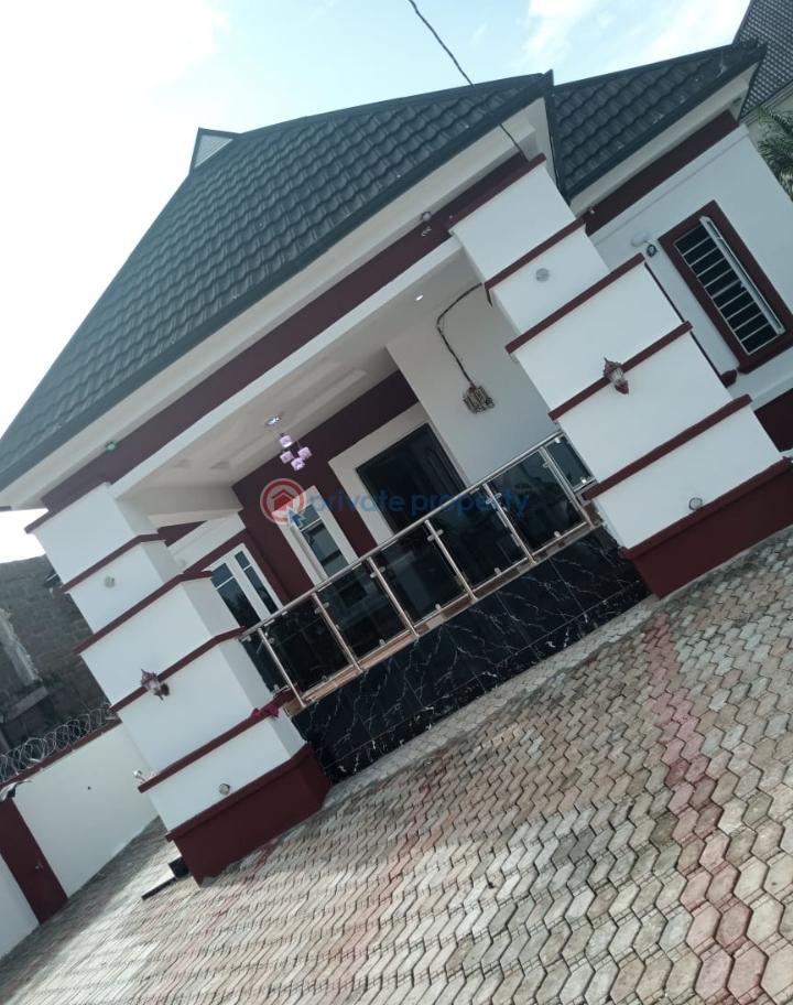 4 bedroom Flat & Apartment For Sale New 4bedroom Flat For Sale, For Okpanam Road, 67m, It Has Inverter And Cctv Camera, Land Size 50/100 Asaba Delta - 0