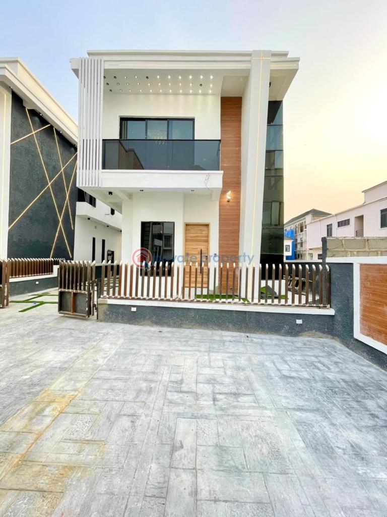 4 bedroom House For Sale Orchid Road Lekki Lagos - 0