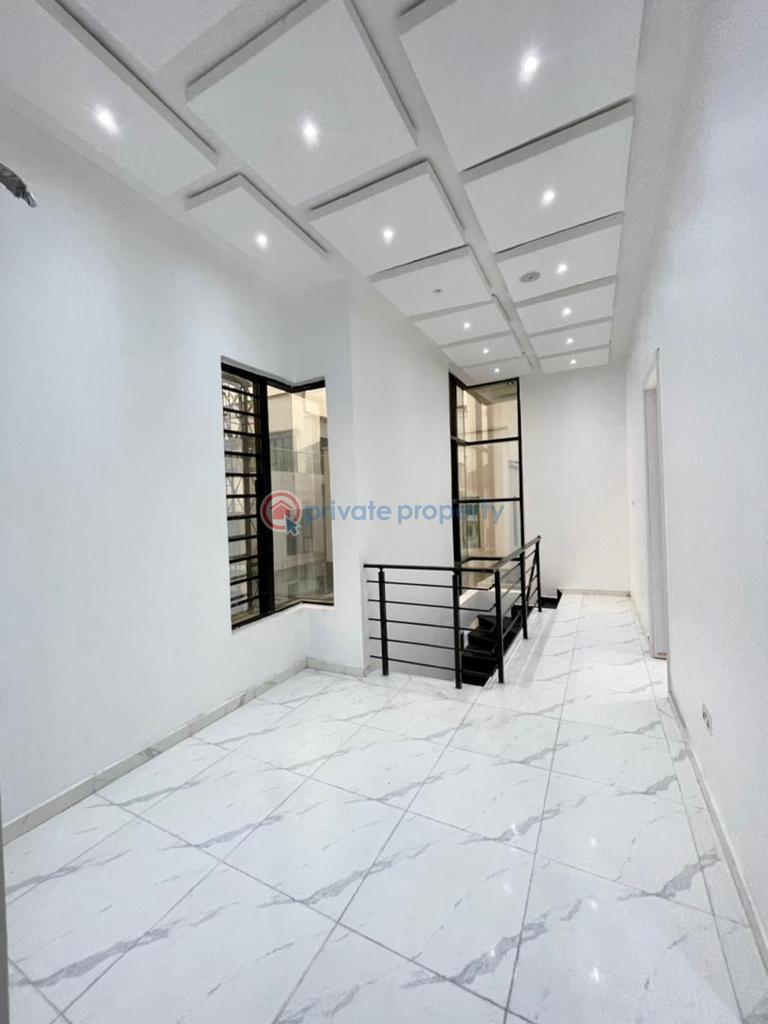 4 bedroom House For Sale Orchid Road Lekki Lagos - 4