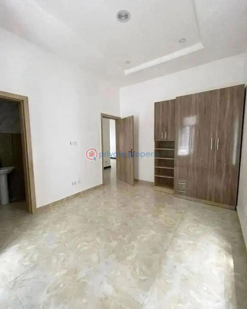 4 bedroom House For Sale Ikota Lekki Lagos - 3
