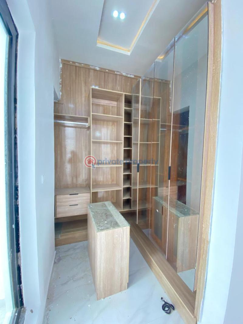 4 bedroom Detached Duplex For Sale Chevron Lekki Lekki Phase 2 Lagos - 3