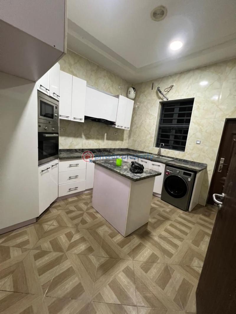 4 bedroom Shared Apartment For Rent Lekki Lagos - 2