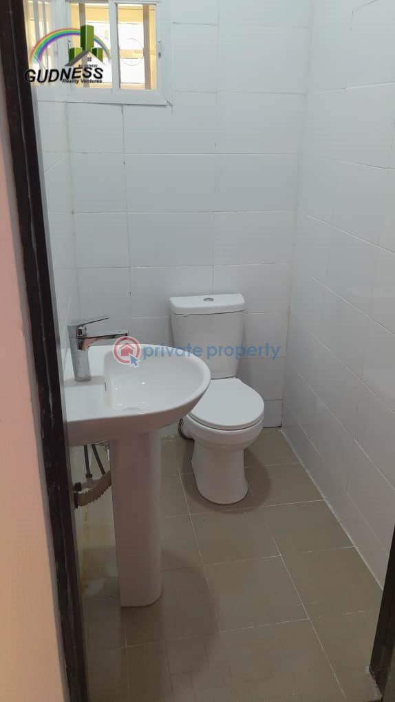 4 bedroom House For Rent Lekki Lagos - 9