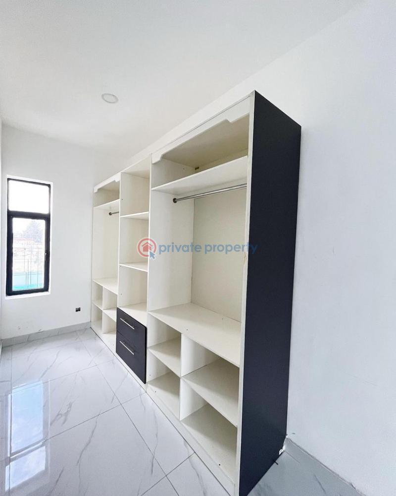 Semi detached Duplex For Rent Lekki Phase 1 Lagos - 3