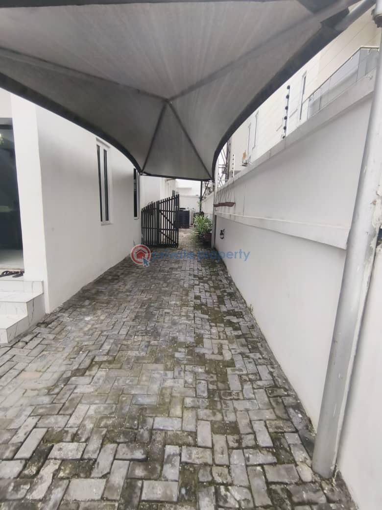 4 bedroom Semi detached Duplex For Rent Osapa London Lekki Lagos - 2