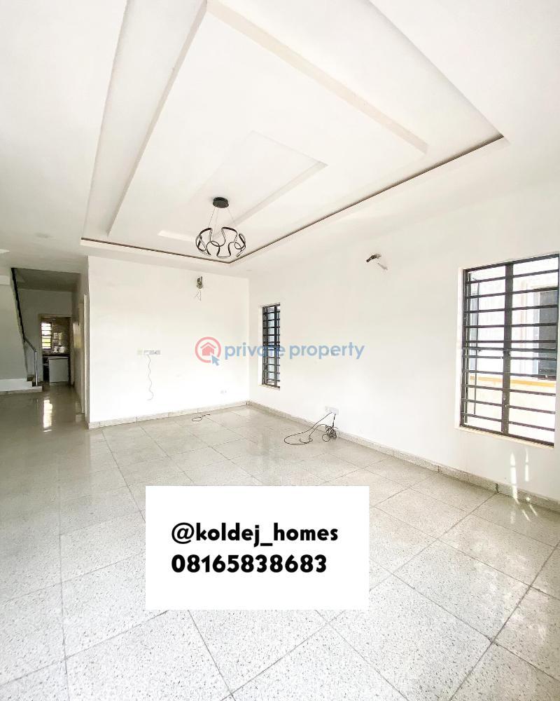 4 bedroom House For Sale Chevron Toll Gate Lekki Lagos - 1