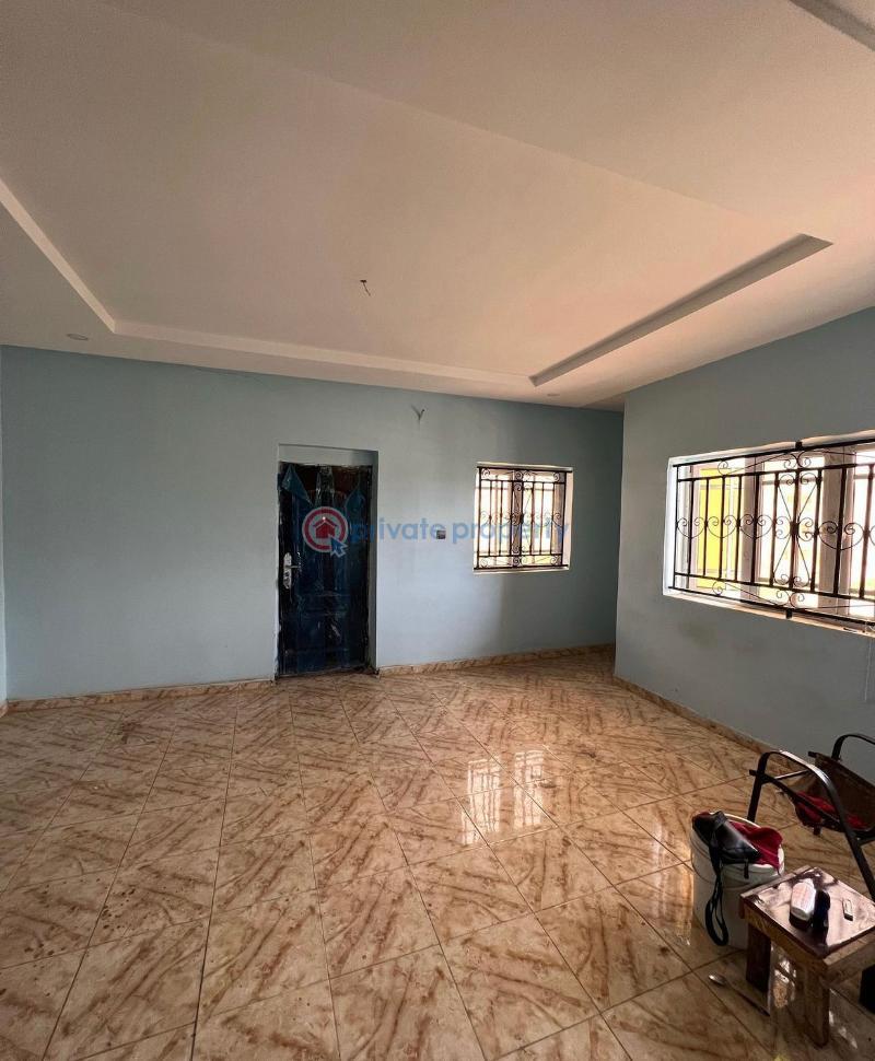 For sale 4 bedroom House Riverpark Estate, Airport Road Lugbe Abuja