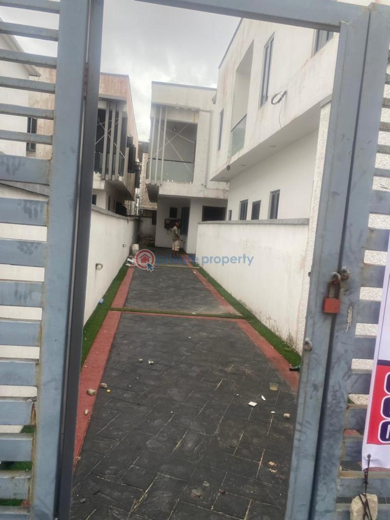 4 bedroom Detached Duplex For Sale Ologolo Lekki Lekki Phase 2 Lagos - 0
