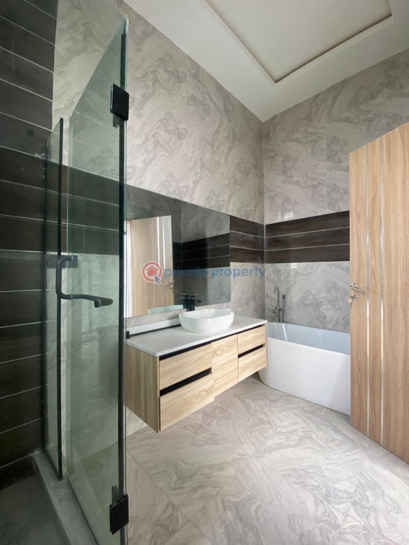 4 bedroom Semi detached Duplex For Sale Chevron Drive Lekki Lagos - 4