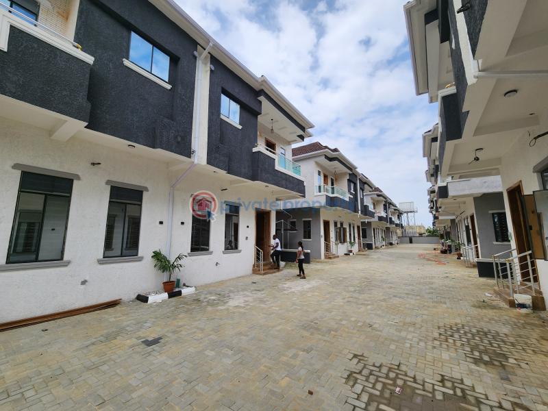 4 bedroom House For Sale Ikota Lekki Lagos - 1