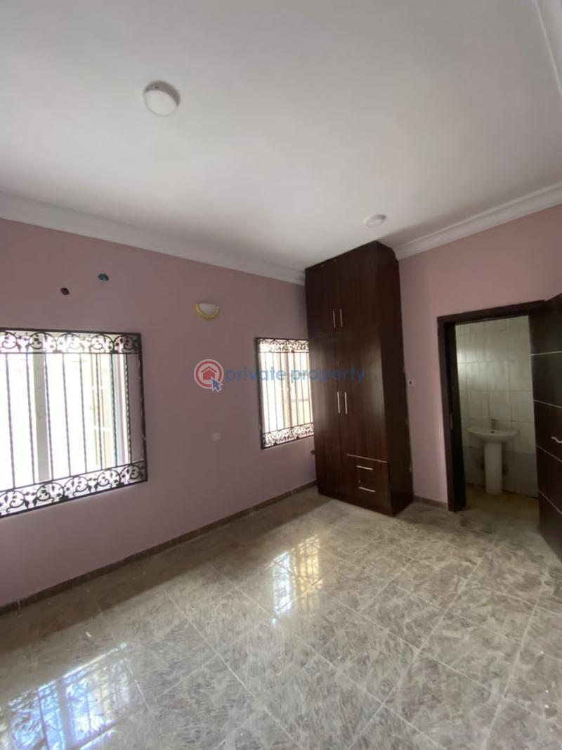 House For Rent At Kolapo Ishola .gra Beekay Ibadan Oyo - 4