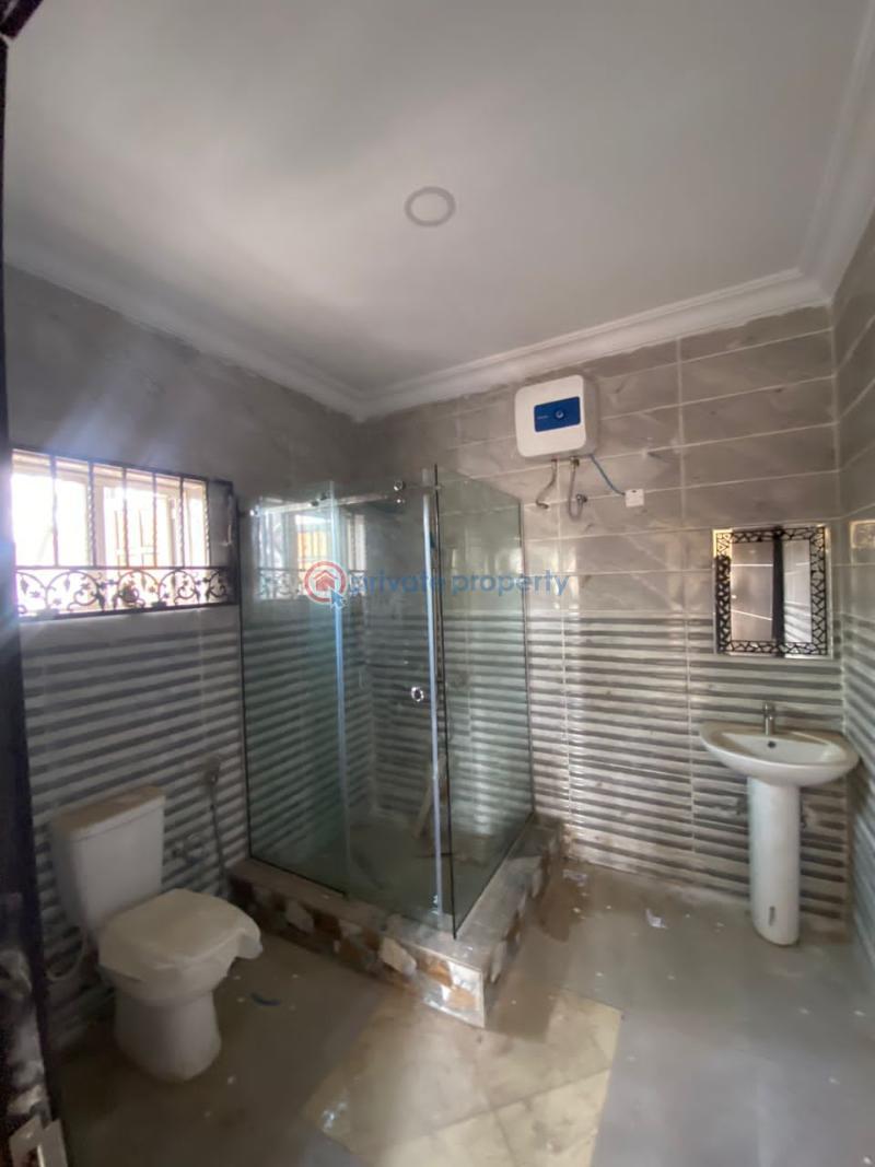 House For Rent At Kolapo Ishola .gra Beekay Ibadan Oyo - 7