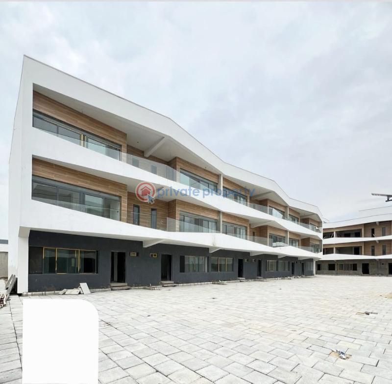 4 bedroom Detached Duplex For Sale Along Lekki Expressway Lagos - 0