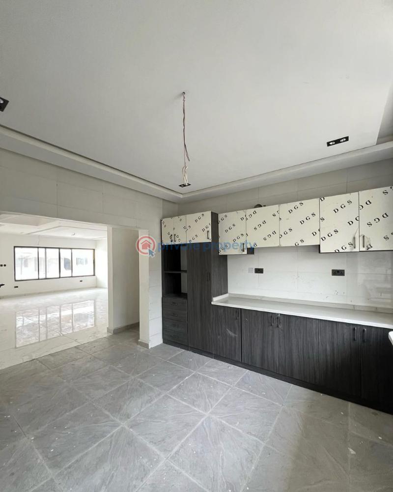 4 bedroom Detached Duplex For Sale Along Lekki Expressway Lagos - 3