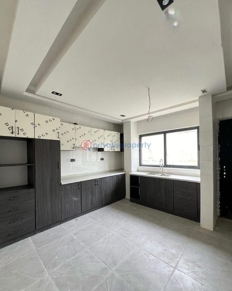 4 bedroom Detached Duplex For Sale Along Lekki Expressway Lagos - 1