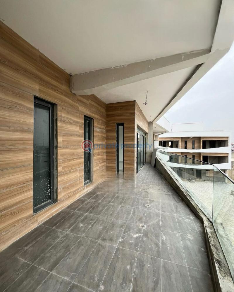 4 bedroom Detached Duplex For Sale Along Lekki Expressway Lagos - 6